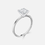 Round Cut Solitaire Engagement Ring