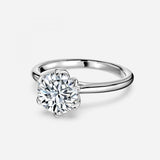 Round Cut Diamond Engagement Ring