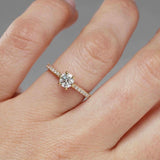 Round Brilliant Cut Micro Setting Diamond Ring