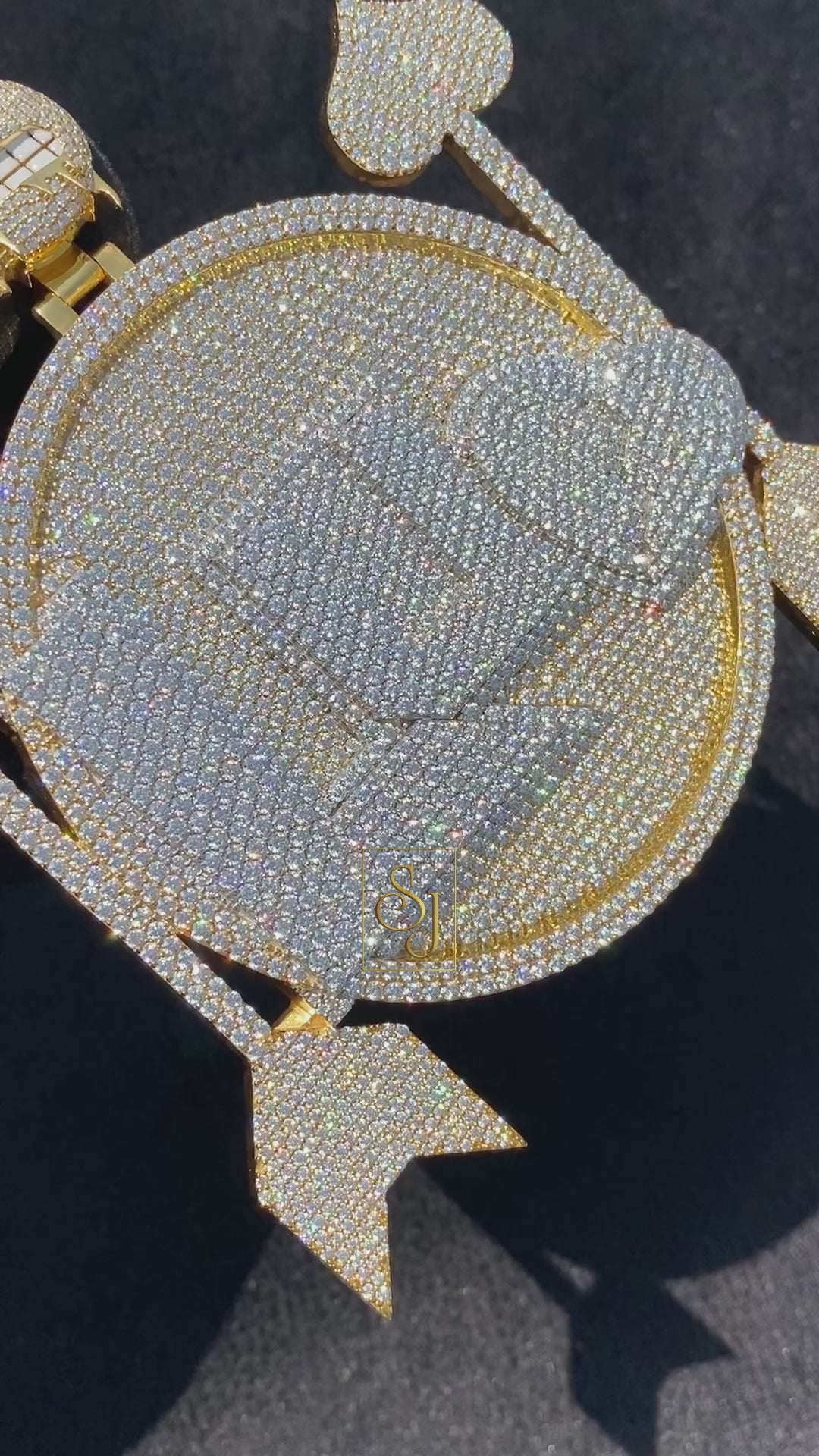 Unique Iced Out Round Hip Hop VVS Pendant